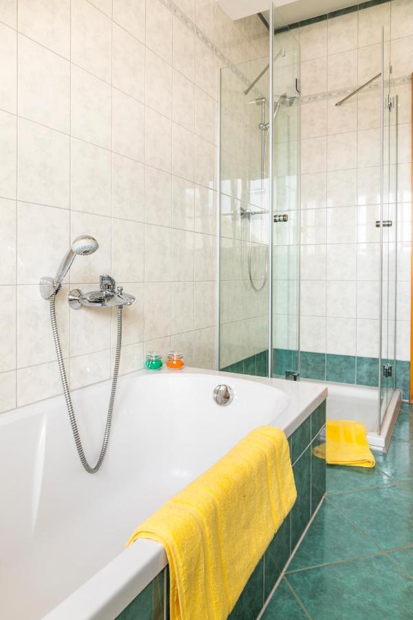 Vorderreithbauer Apartamento Hof bei Salzburg Exterior foto